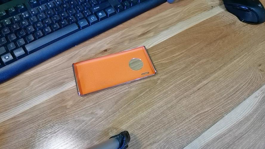 硬手机壳太松怎么办