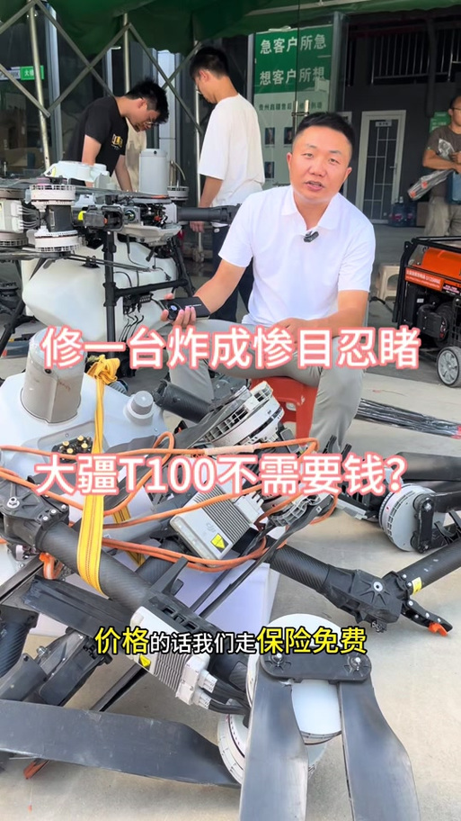 尼康相机电池拔不出来