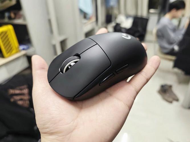 罗技鼠标m280和m330
