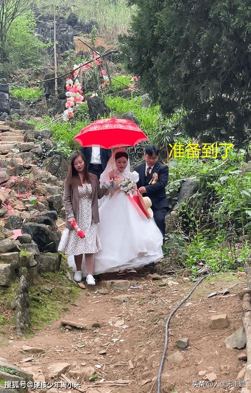 咔咔在爱情里的意思黑色免费最新版游戏截图