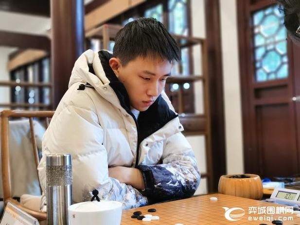 弈城围棋网修改版无限体力游戏截图