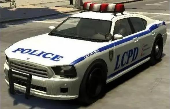 gta4怎么当警察