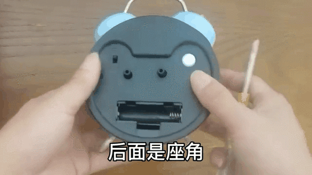 闹钟拆解视频