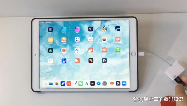 u盘怎么在苹果平板上使用