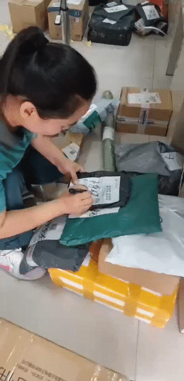 邮政快递包裹很慢吗