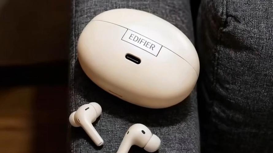 漫步者蓝牙耳机恢复出厂设置