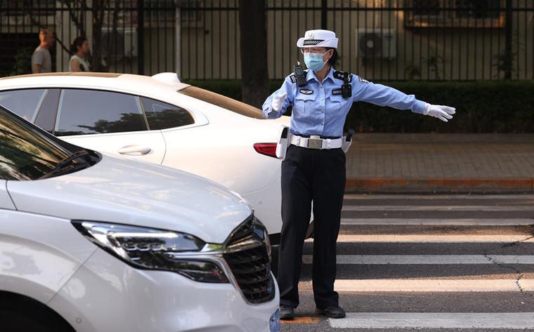 北京交警下载app最新版汉化免费下载游戏截图