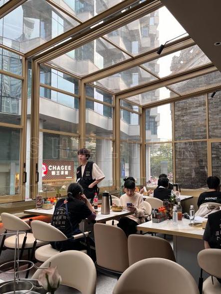 阳光餐厅缩略图