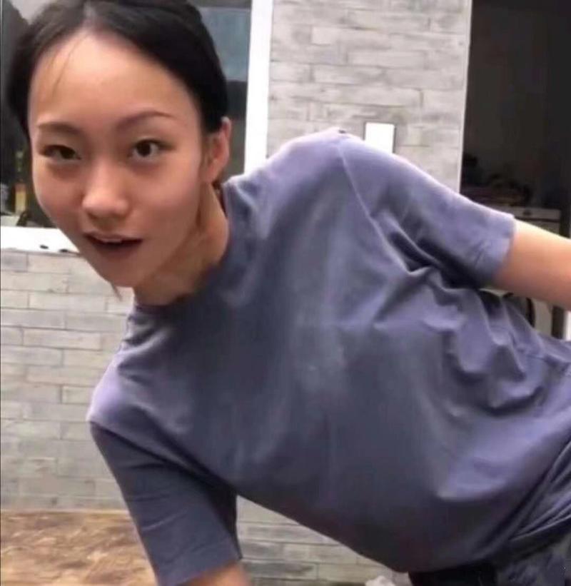 抖音很火疯产姐妹贝勒爷壁纸图片表情包