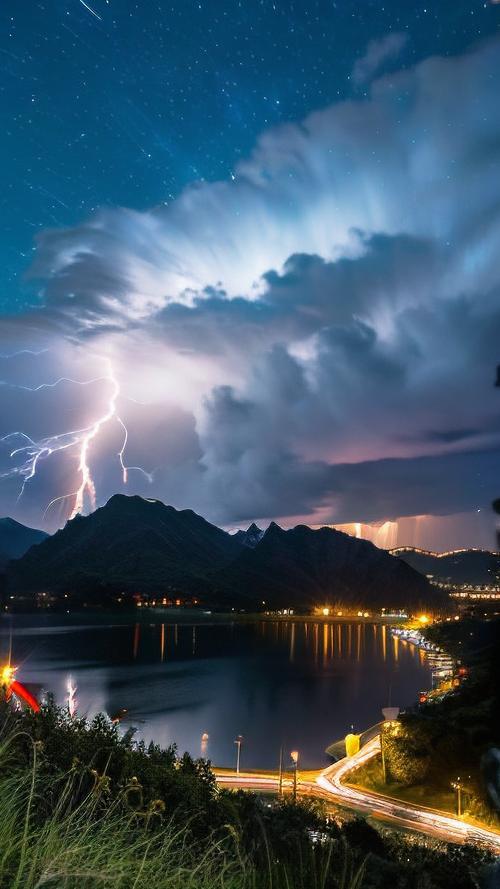 雷电云手机破解版无限时长最新版