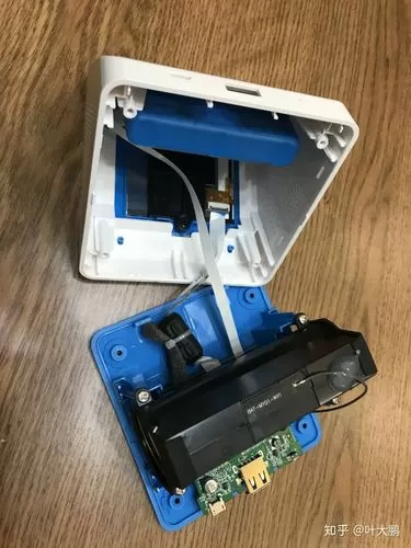 支付宝盒L7怎么拆装